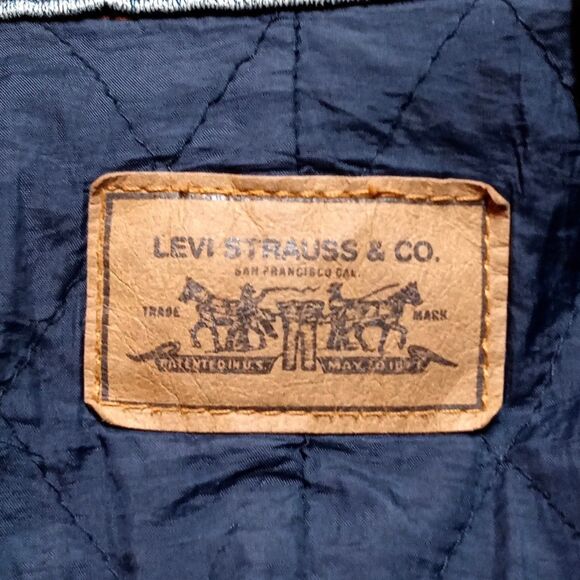 Levi's Trucker Jacket Women's Size 3X Faux Fur Collar Cuffs Quilt Lined Jean - Picture 12 of 15